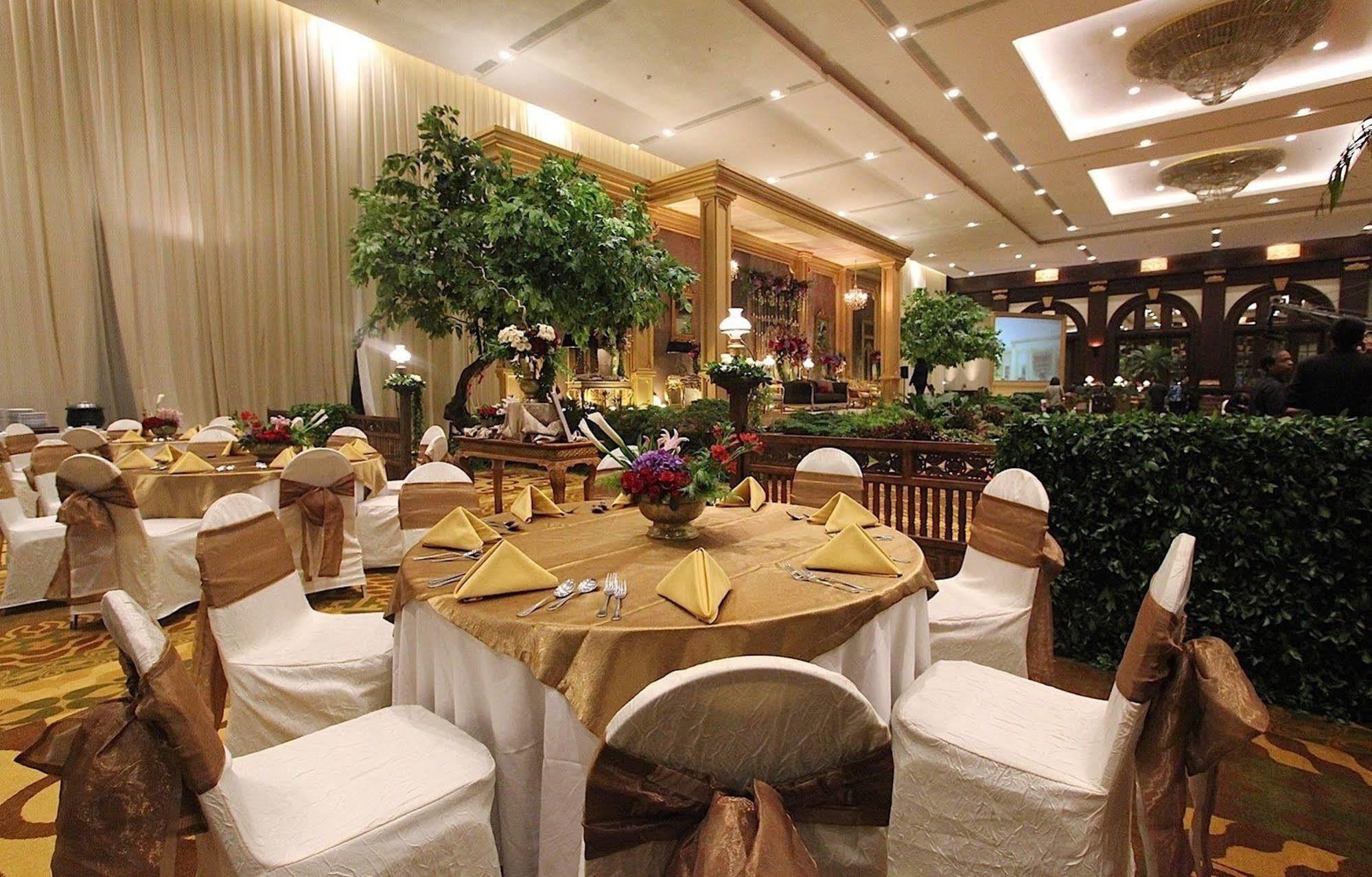 Hotel Bidakara Jakarta Exterior foto